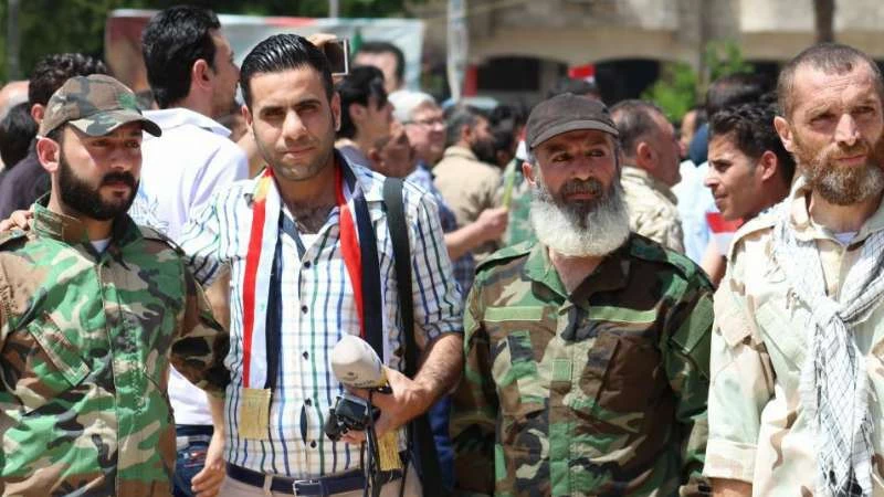لهذه الأسباب اعتقل نظام الأسد مراسل قناة المنار اللبنانية (صور)