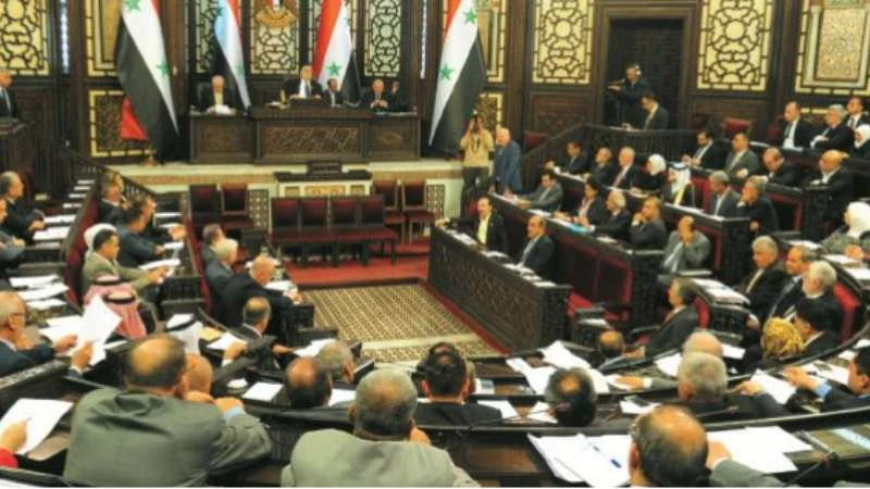 ما الذي طالب به برلمان النظام عقب فتح الحدود مع الأردن؟