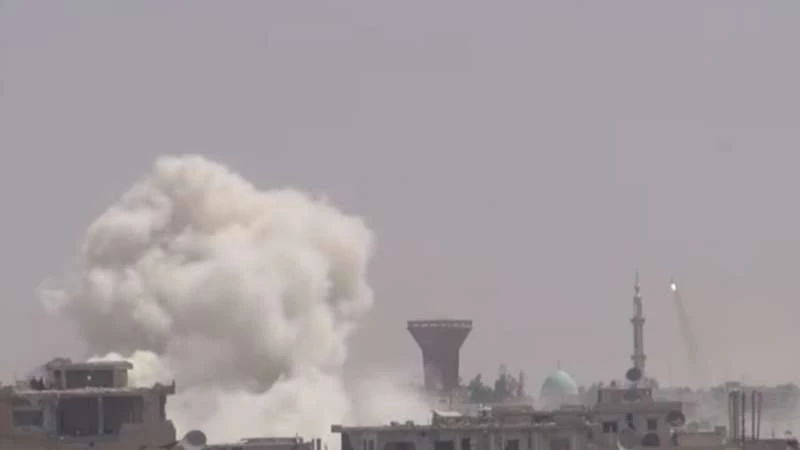 غارات لنظام الأسد على منازل المدنيين في ريف درعا (فيديو)