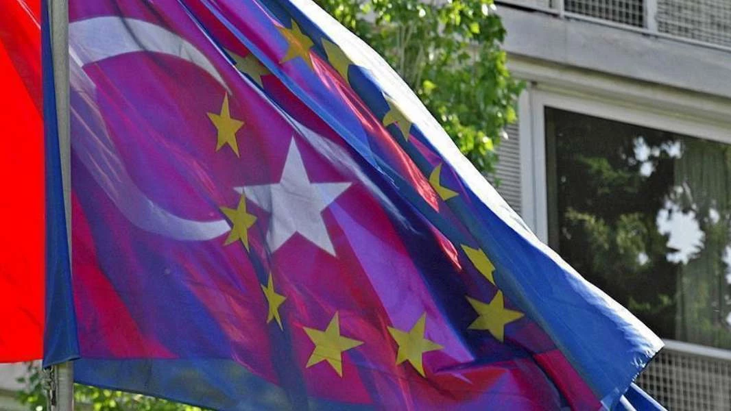 مسؤول أوروبي: الاتحاد أكمل أولى المساعدات للسوريين في تركيا