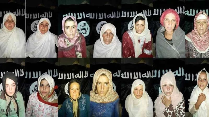 أهالي السويداء يطالبون بتدخل أممي لإطلاق سراح المختطفات لدى "داعش"