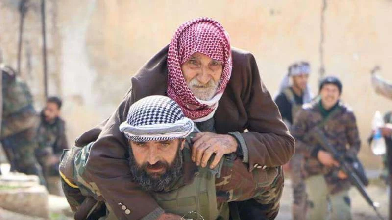 الوحدات الكردية تستخدم المدنيين في عفرين كدروع بشرية (صور+ فيديو)