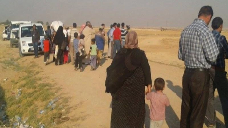 نزوح 60 مدنياً من بلدة الشعفة شرقي دير الزور باتجاه مناطق "قسد"