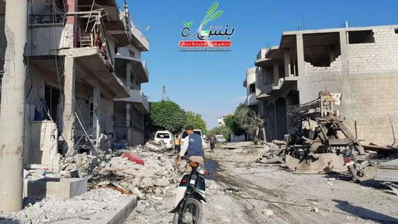 قتلى وجرحى في قصف لطيران النظام على ريف إدلب (فيديو + صور)