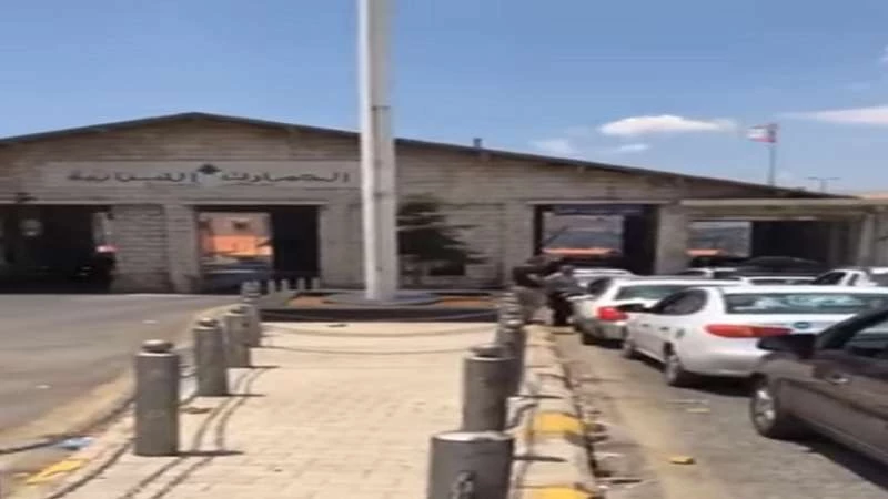 غضب على طريقة معاملة الجمارك اللبناني للسوريين على الحدود (فيديو)