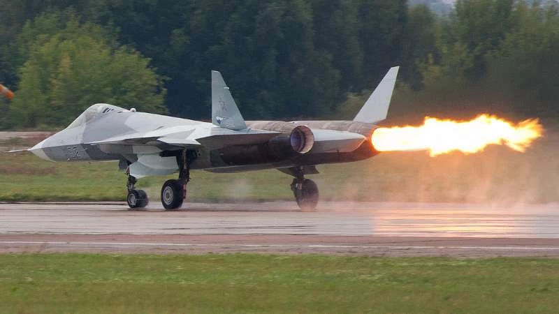 هآرتس: لهذه الأسباب بدأت روسيا باستخدام طائرة "الشبح" في سوريا