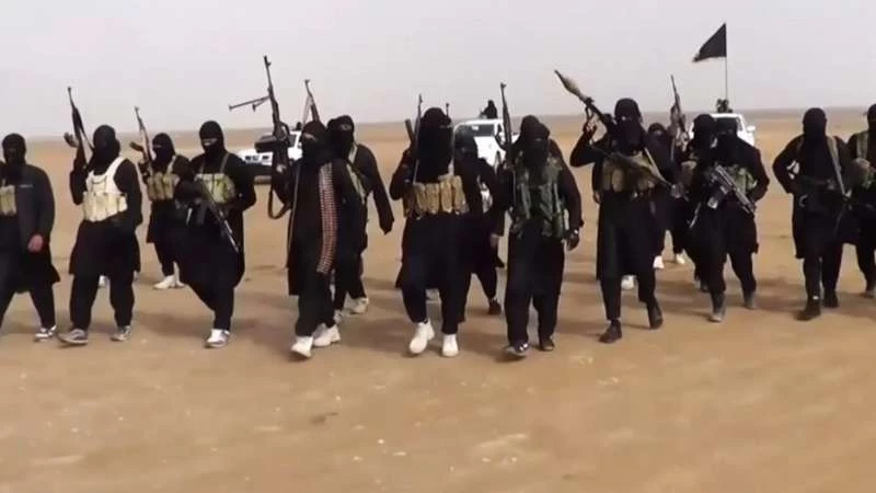 "بيعة الموت"..داعش يستخدم ورقته الأخيرة في ديرالزور