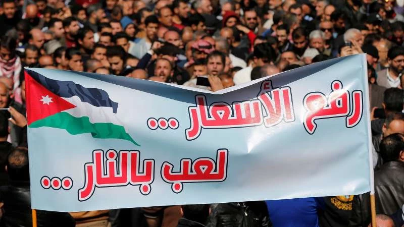 هل اللاجئون السوريون أحد أسباب الاحتجاجات في الأردن؟