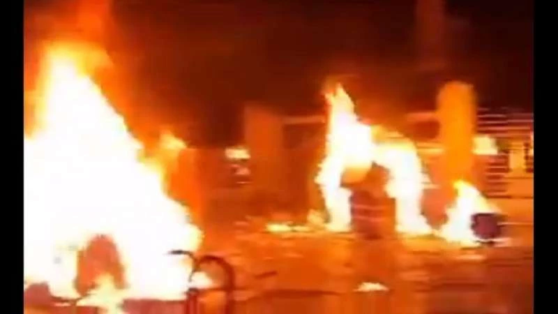 النظام الإيراني يحرق عشرات المتظاهرين العرب في الأحواز (فيديو)