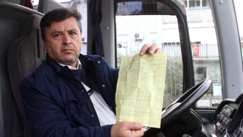 سائق شركة نقل تركية يُغرّم بسبب ركاب سوريين!
