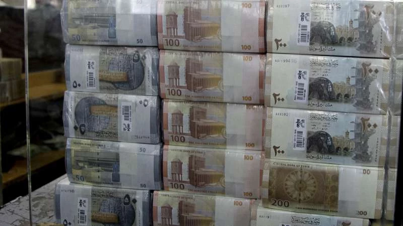 ارتفاع جديد في قيمة الليرة السورية أمام الدولار