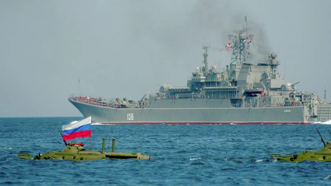 النظام يبحث توسيع ميناء طرطوس الذي تستخدمه روسيا كقاعدة عسكرية