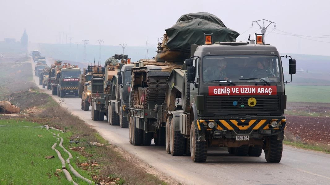 تركيا ترسل تعزيزات عسكرية إلى المناطق المقابلة لشرق الفرات