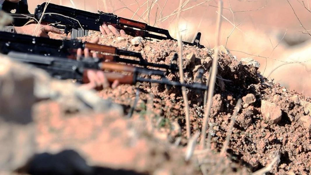 حشود عسكرية مكثفة لميليشيا أسد الطائفية على حدود إدلب 