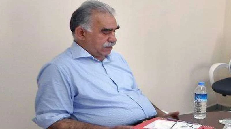 شقيق زعيم حزب العمال الكوردستاني يزوره في سجنه