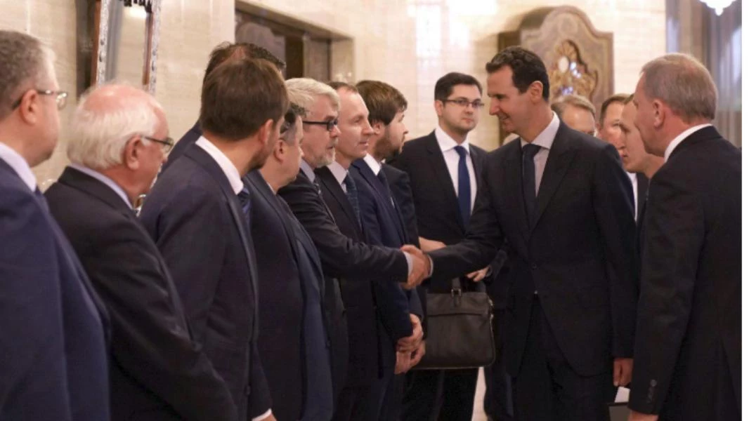 ما الهدف وراء لقاء وفد روسي لبشار الأسد في القصر الجمهوري؟