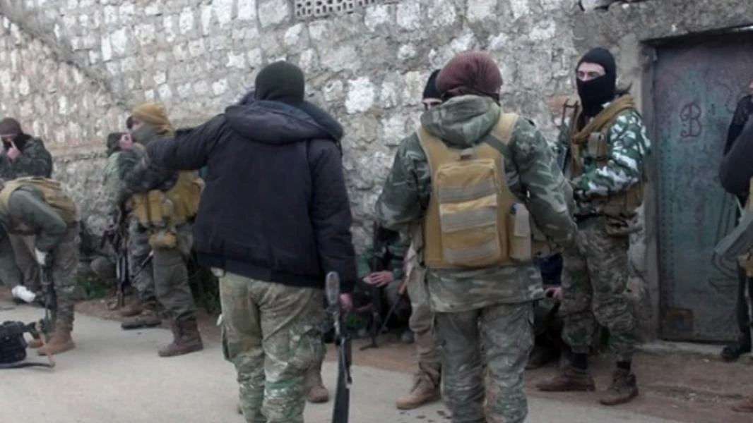 "تحرير الشام" تقتل مدنيا وتعتقل آخرين في ريف إدلب 
