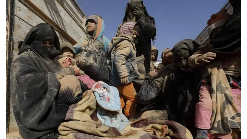 هكذا بدا حال المدنيين الهاربين من مناطق سيطرة "داعش" (صور)