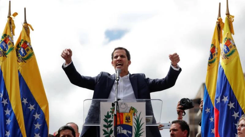 14 دولة أوروبية تعترف بزعيم المعارضة الفنزويلية رئيساً للبلاد
