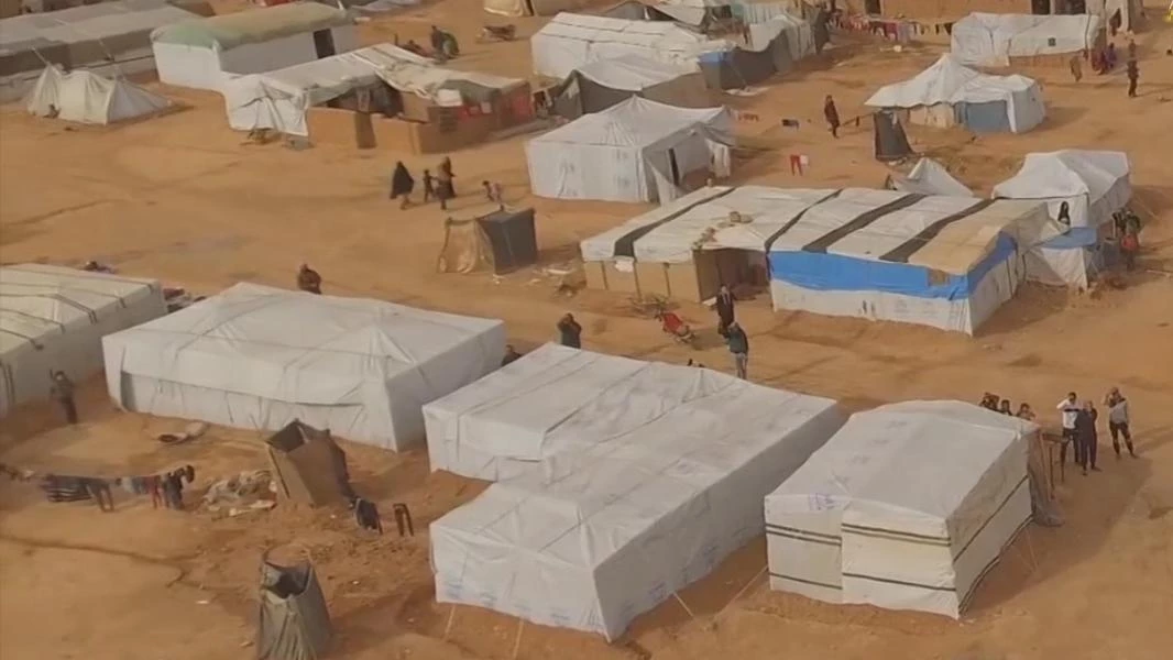 مساعدات إنسانية أممية تدخل مخيم الركبان