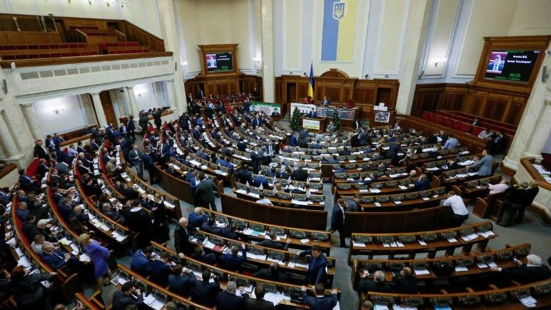 أوكرانيا تعدل دستورها لتنضم إلى الاتحاد الأوروبي وحلف الأطلسي