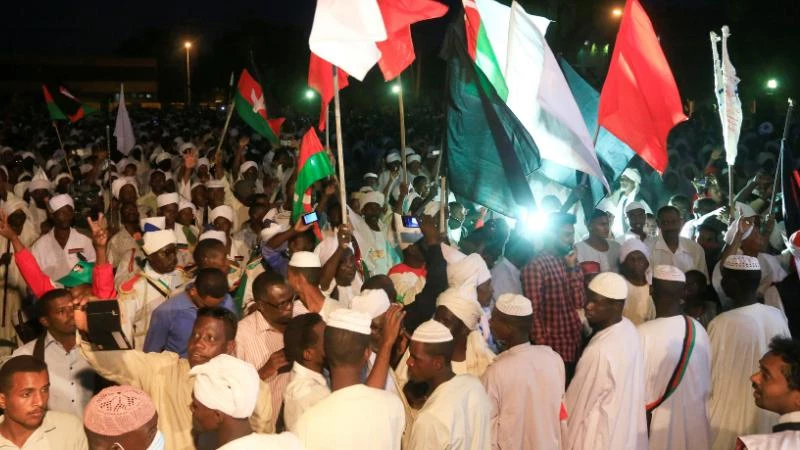 تجدد الاحتجاجات المطالبة بتنحي "البشير" عن الرئاسة في السودان 