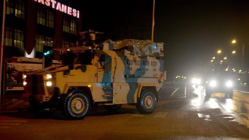 تدفق تعزيزات عسكرية تركية جديدة إلى الحدود مع سوريا