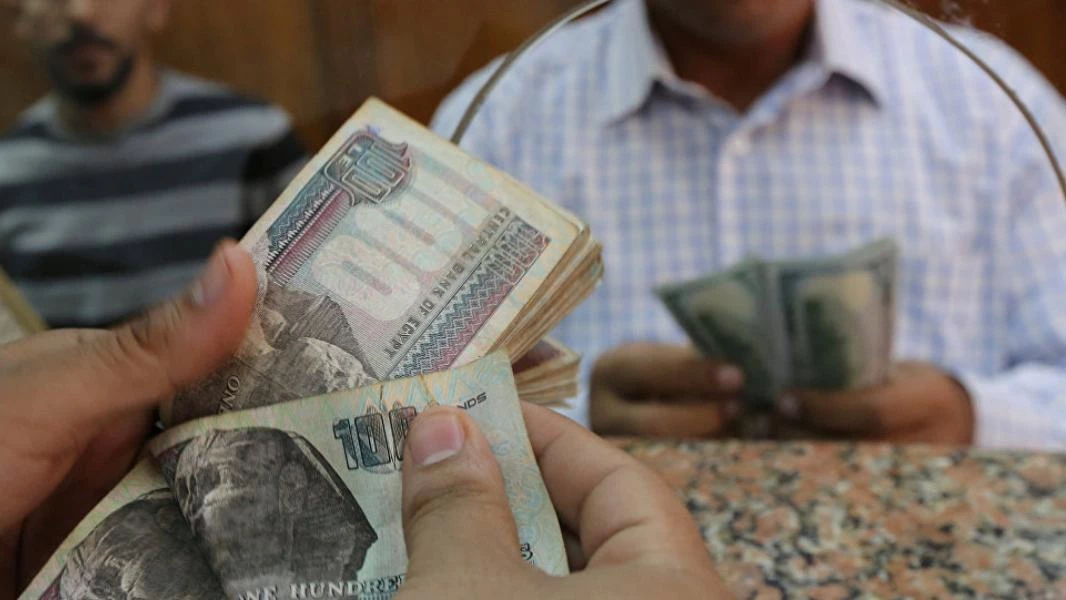 التضخم السنوي يرتفع في مصر إلى 12.2 بالمئة