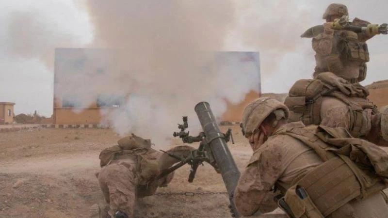 جنود أمريكيون يشاركون ميليشيا "قسد" بمعارك داعش في ديرالزور (فيديو)