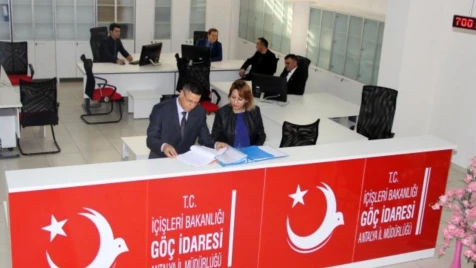 إدارة الهجرة التركية تجري تغييرا في تتبع ملفات الجنسية التي تمنحها للسوريين