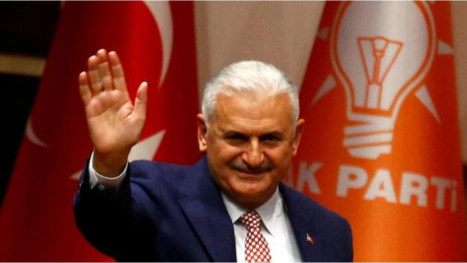 (يلدريم) يسلم منصبه تمهيداً لخوضه الانتخابات المحلية التركية