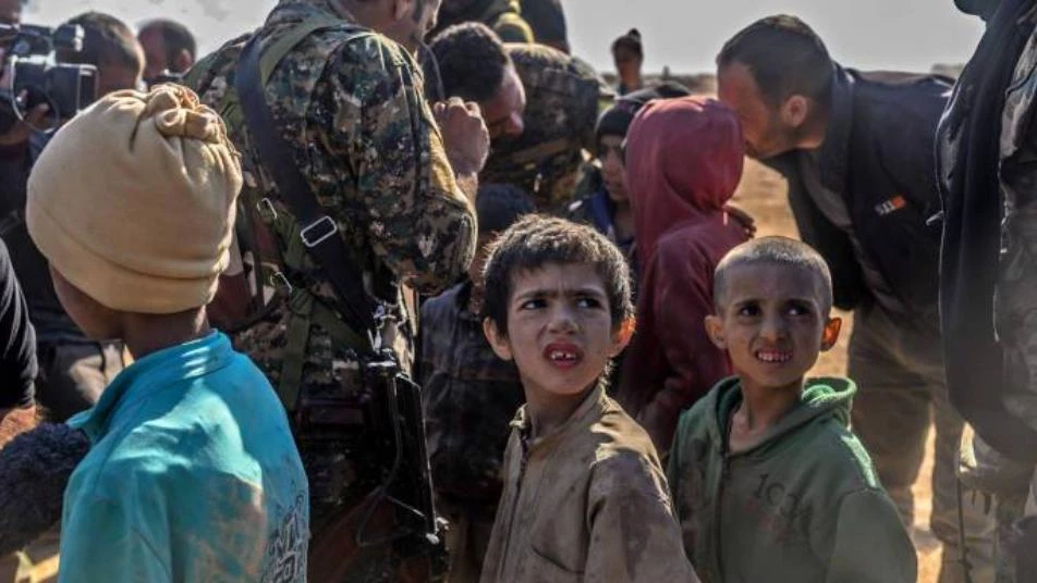 فايننشال تايمز: نظام أسد متورط في الإتجار بالإيزيديين المختطفين لدى داعش