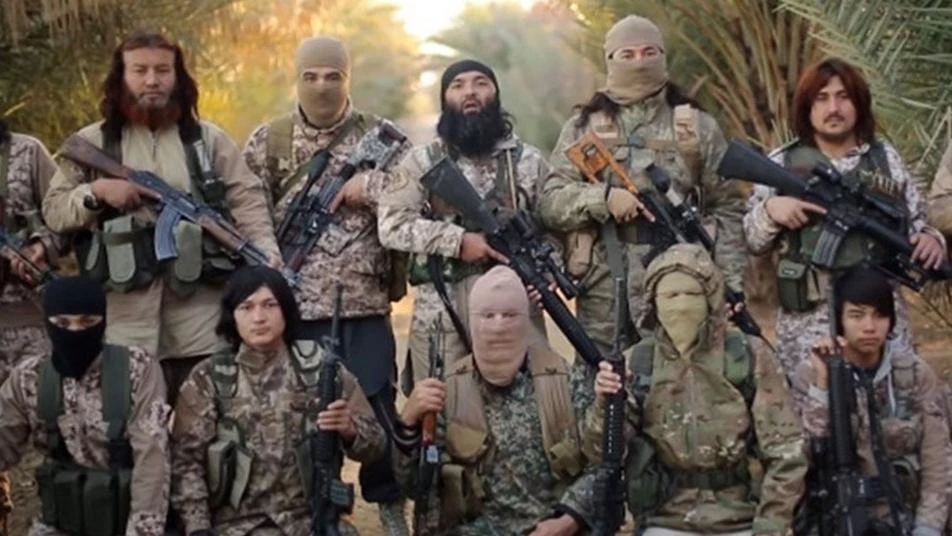ما هو اختصاص "فرقة الكواسر" داخل تنظيم داعش شرقي ديرالزور؟ (صور)