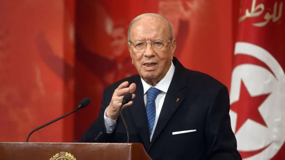 الرئيس التونسي يدعو إلى تعديل دستوري 