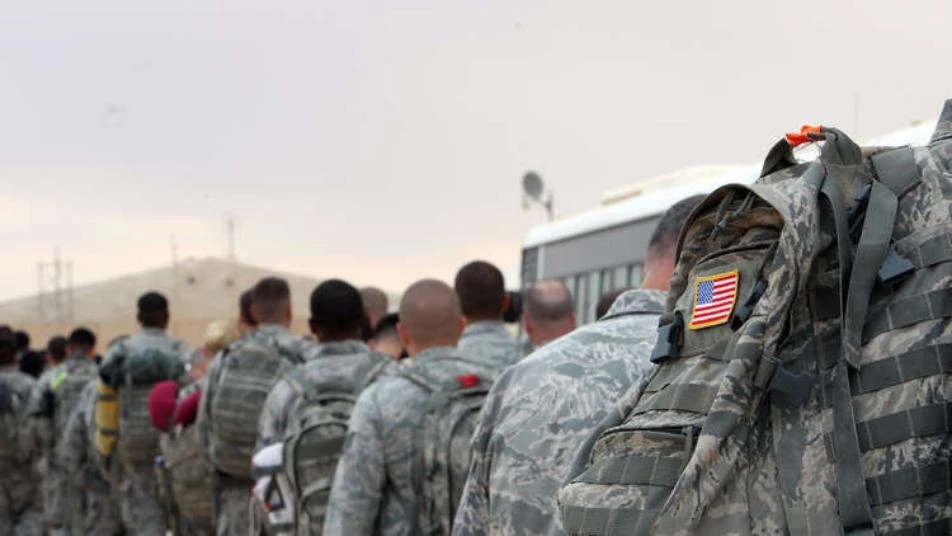 مسؤول عراقي: أمريكا بدأت تسحب قواتها من 15 قاعدة في العراق