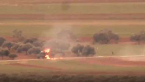 تدمير سيارة عسكرية تابعة لميليشيا أسد شرق إدلب (فيديو)