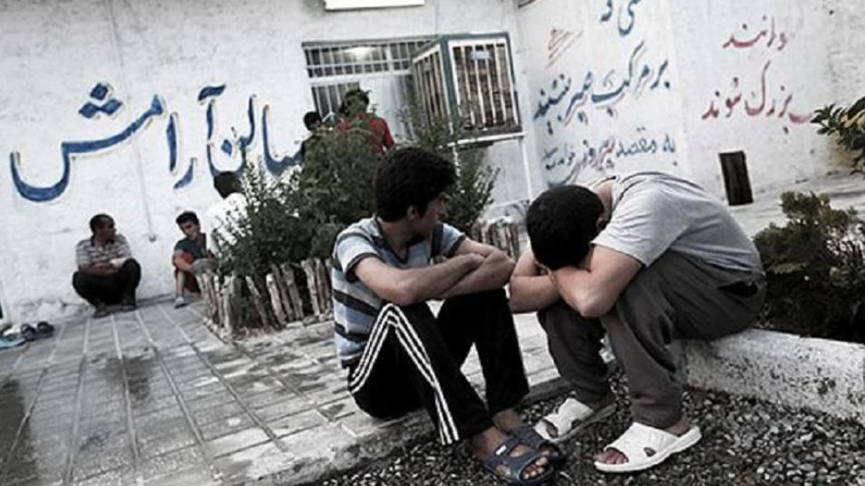 مقتل وإصابة مئات الإيرانيين جراء تناول مشروبات كحولية "فاسدة"
