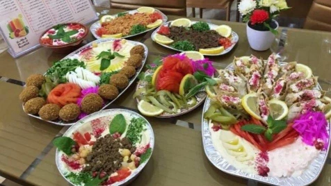 سخط من ارتفاع أسعار المأكولات الشعبية في مطاعم دمشق