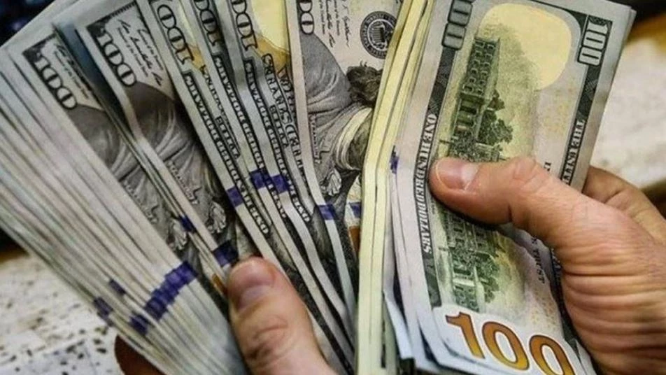 تراجع في سعر صرف الليرتين السورية واللبنانية أمام الدولار