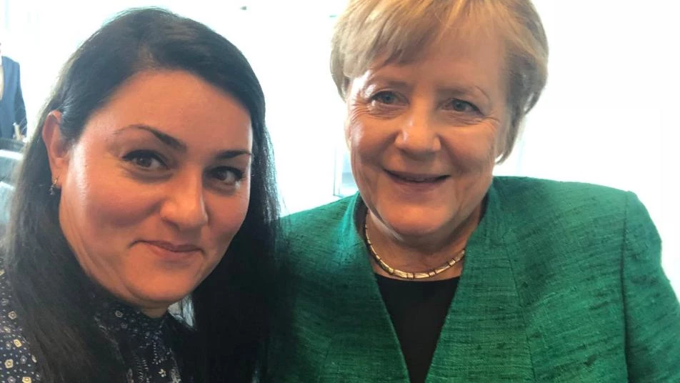 أول نائبة في البرلمان الألماني من أصل سوري: ما موقفها من الثورة؟