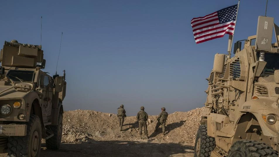 "نيويورك تايمز" تتحدث عن مدة بقاء القوات الأمريكية في سوريا