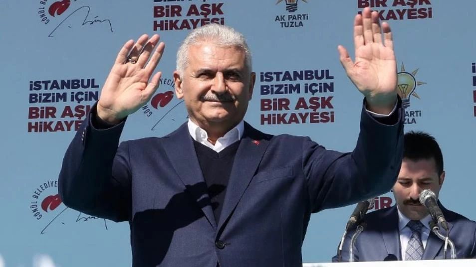 تركيا.. "العدالة والتنمية" يعلن فوزه بانتخابات بلدية إسطنبول