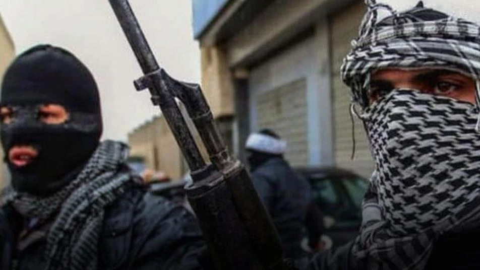 بينهم قيادي سابق بالجيش الحر.. 5 قتلى بهجوم مسلح بمدينة الصنمين