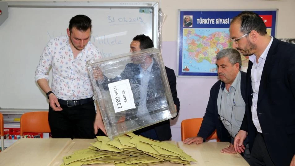 هل من الممكن إعادة الانتخابات المحلية في إسطنبول؟
