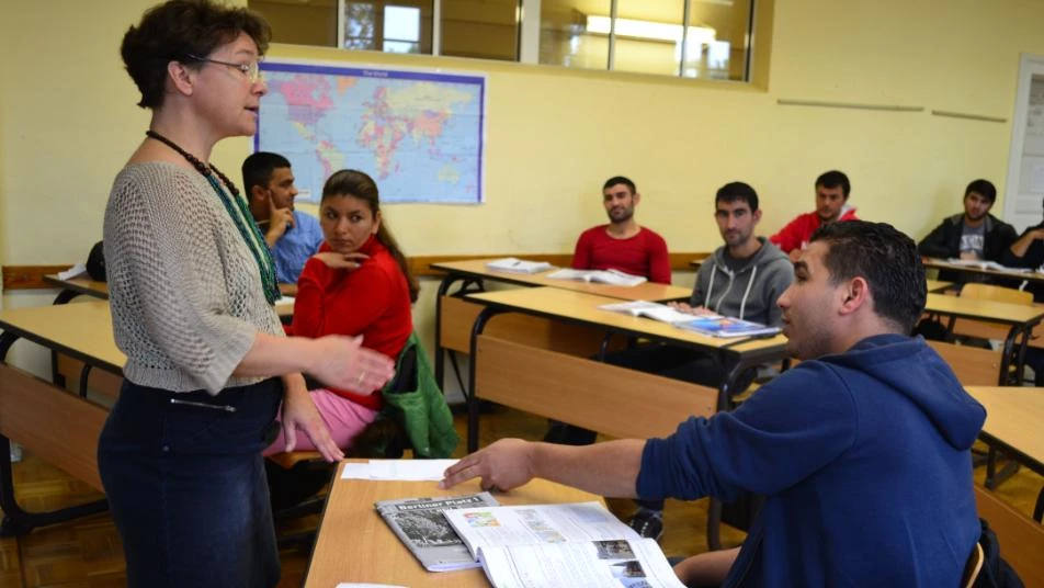 لماذا تخطط ولاية ألمانية لإرسال اللاجئين حتى عمر 25 إلى المدرسة؟