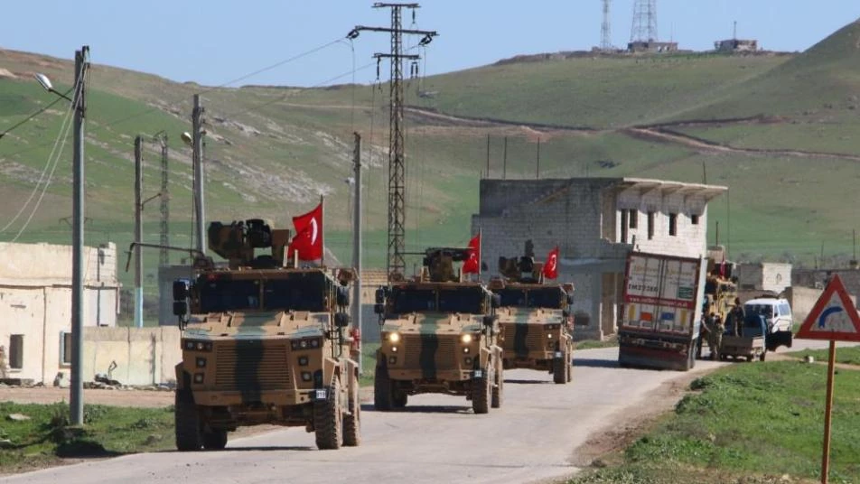تركيا تجري دوريات بين نقاط مراقبتها في إدلب 