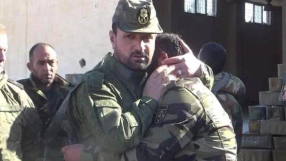 بالأسماء.. مقتل قائد عمليات ميليشيا "النمر" وعشرات العناصر والضباط  بإدلب (صور)