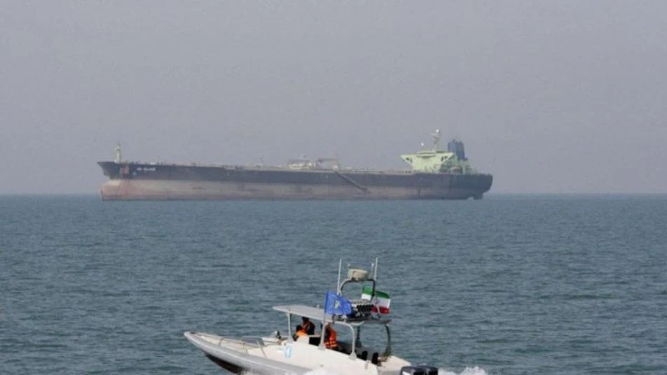 إيران تحتجز سفينة جديدة في الخليج العربي
