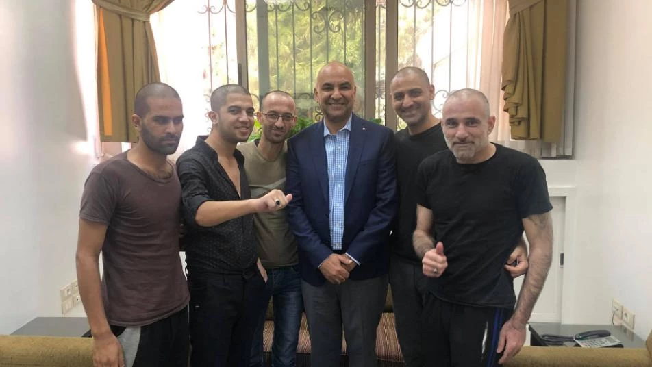 نائب أردني: بشار الأسد سمح بإطلاق سراح خمسة أردنيين! (صور)