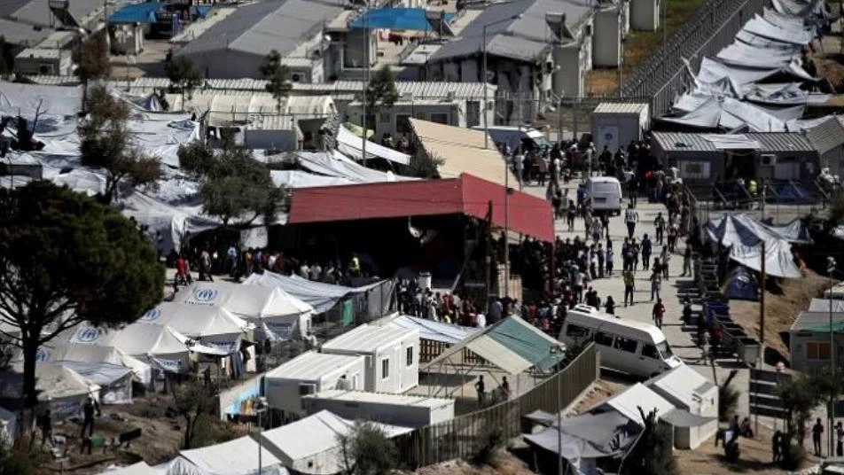 اليونان تتخذ خطوات جديدة تطال 1500 لاجئ بينهم سوريون